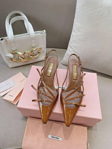 Picture of Miu Miu Shoes Women _SKUfw156248458fw